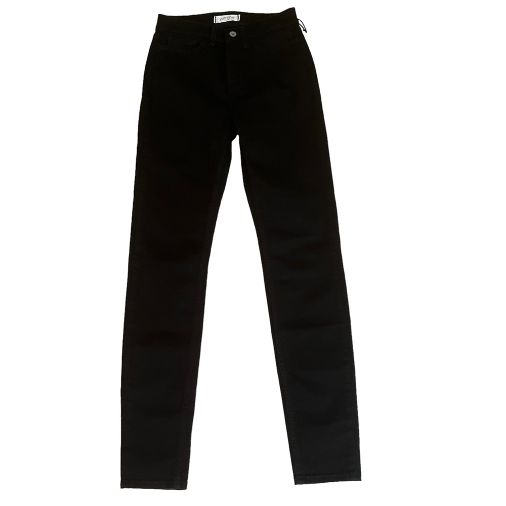 Yummie Black Stretch Skinny Jeans NWOT 26